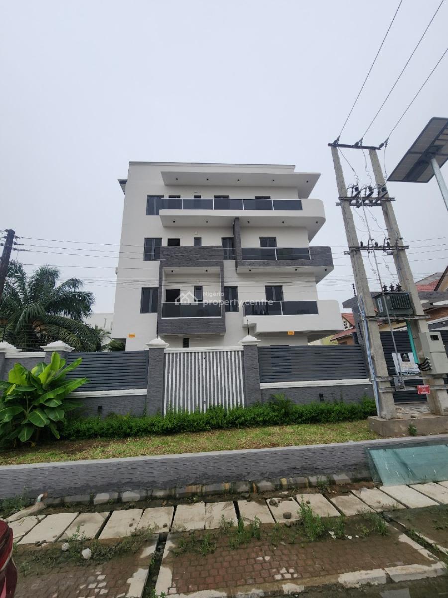Nicely Built 3 Bedroom Serviced Apartment + Bq, Elevator, Lekki Phase 1, Lekki, Lagos, Flat / Apartment for Sale
