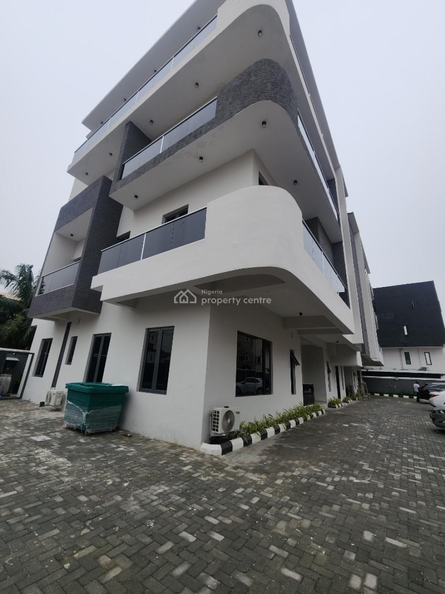 Nicely Built 3 Bedroom Serviced Apartment + Bq, Elevator, Lekki Phase 1, Lekki, Lagos, Flat / Apartment for Sale