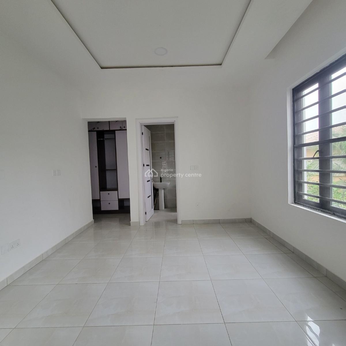 Magnificent 3 Bedroom Apartment with an Elevator and a Bq, Lekki Phase 1, Lekki, Lagos, Flat / Apartment for Sale