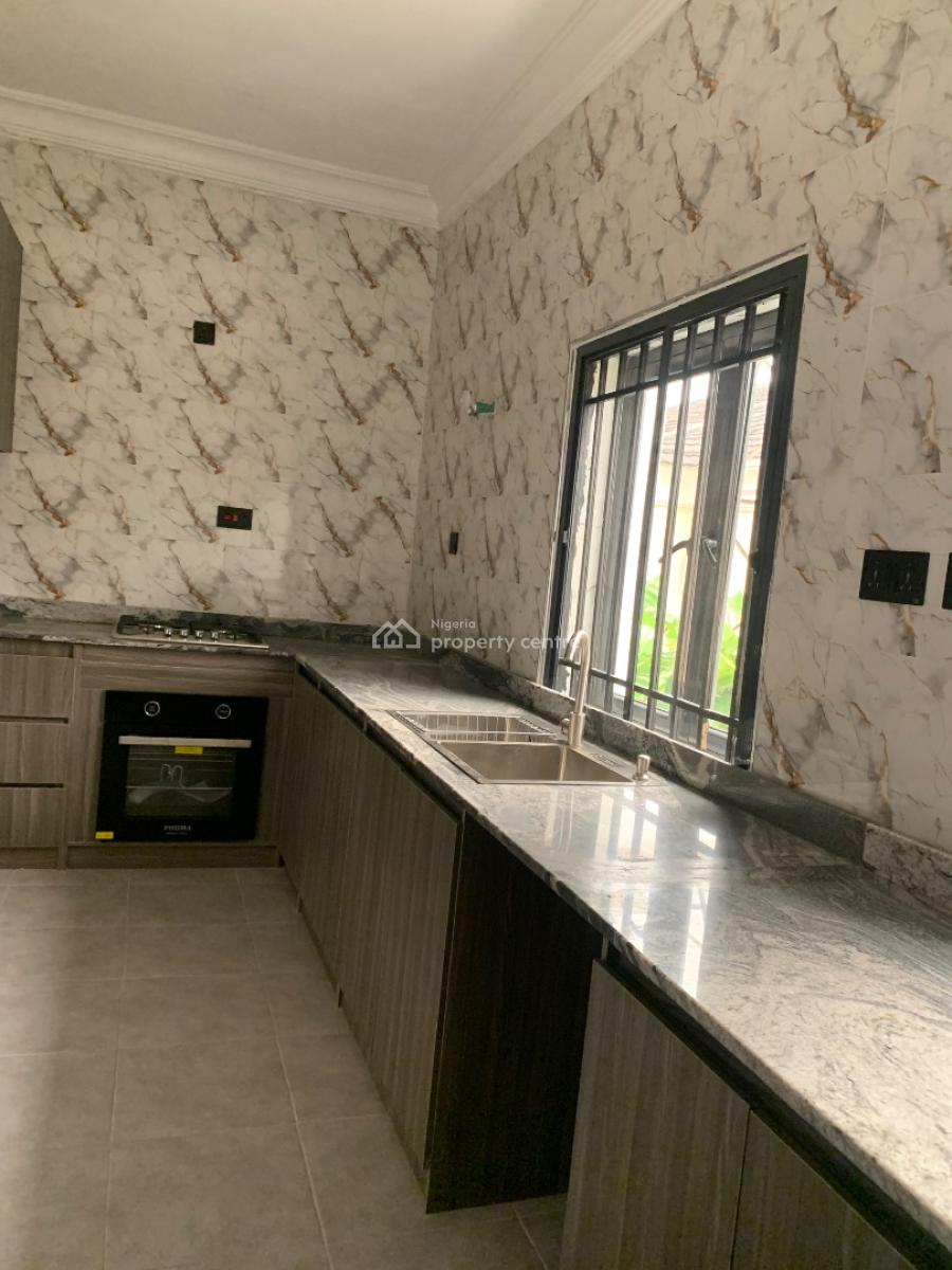 Brand New Luxurious 5bedroom Semi Detached with Bq in a Estate, Chevron, Lekki Phase 2, Lekki, Lagos, Flat / Apartment for Rent
