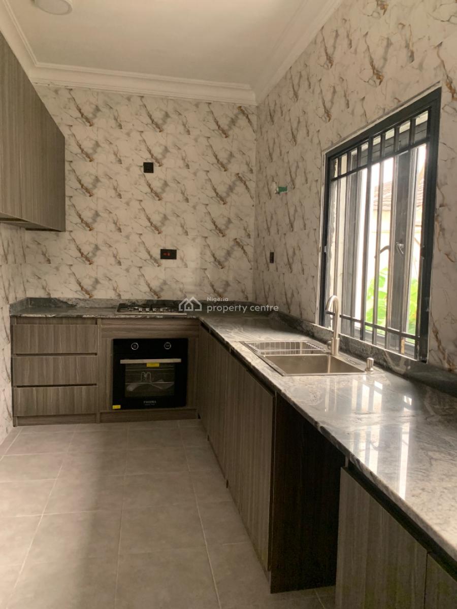 Brand New Luxurious 5bedroom Semi Detached with Bq in a Estate, Chevron, Lekki Phase 2, Lekki, Lagos, Flat / Apartment for Rent