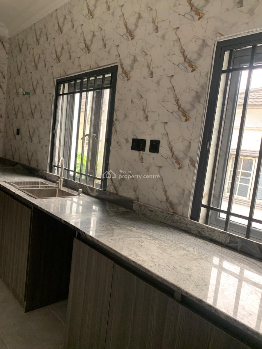 Brand New Luxurious 5bedroom Semi Detached with Bq in a Estate, Chevron, Lekki Phase 2, Lekki, Lagos, Flat / Apartment for Rent