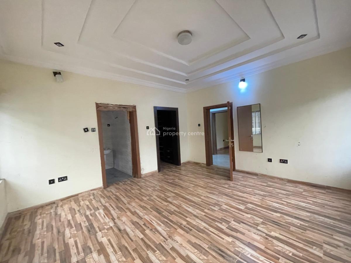 Nicely Finished Five (5) Bedroom Terrace House with a Laundry Room, Peninsula Gardens Estate,, Sangotedo, Ajah, Lagos, Terraced Duplex for Rent
