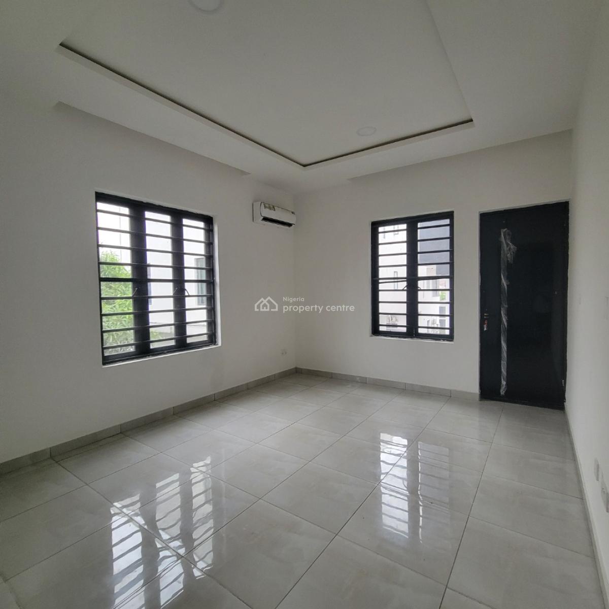 Stunning 3bedroom Apartment with an Elevator and Bq, Lekki Phase 1, Lekki, Lagos, Flat / Apartment for Rent