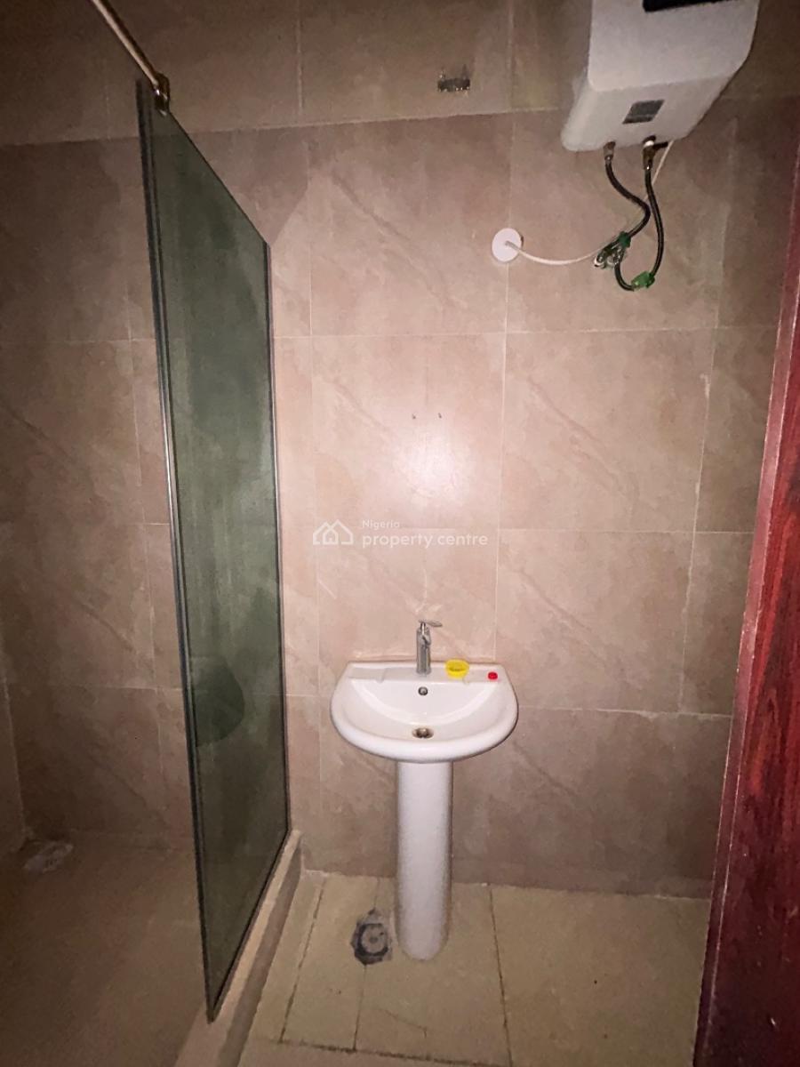Well Maintained and Spacious Mini Flat in a Secured Estate, Ikota Villa, Ikota, Lekki, Lagos, Mini Flat (room and Parlour) for Rent