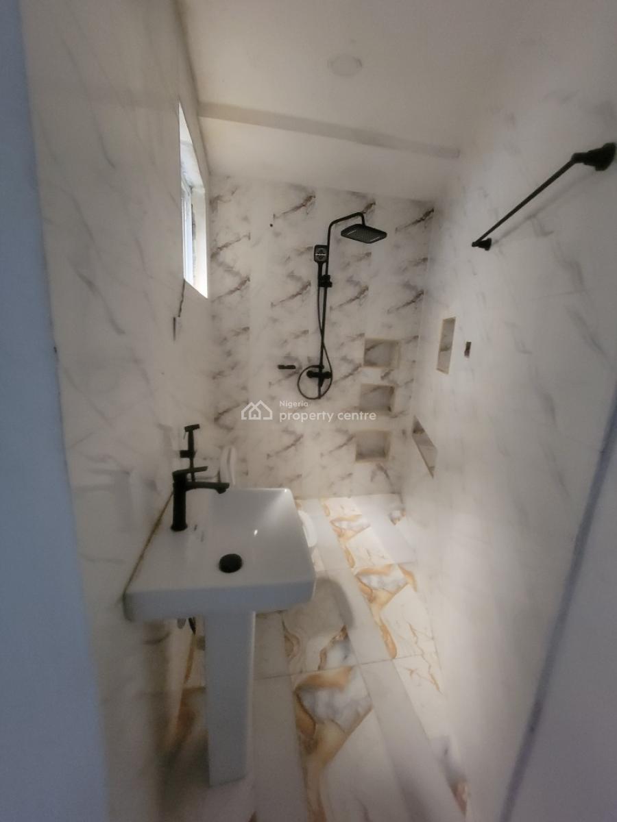 Beautiful & Spacious 2-bedroom Flat, Lakowe, Ibeju Lekki, Lagos, Flat / Apartment for Rent