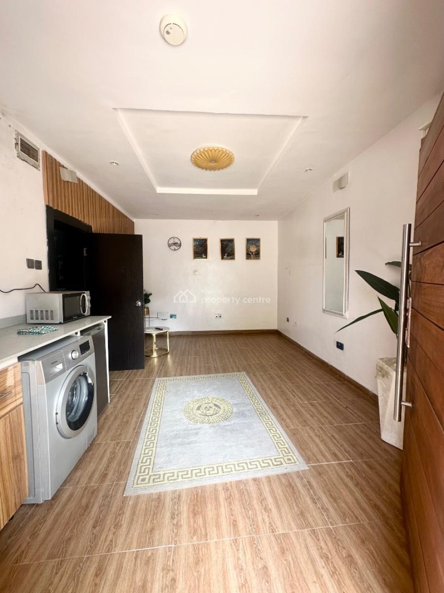 a Studio Apartment, in a Flat, Canal West Estate, Osapa London, Osapa, Lekki, Lagos, Self Contain (single Rooms) for Rent