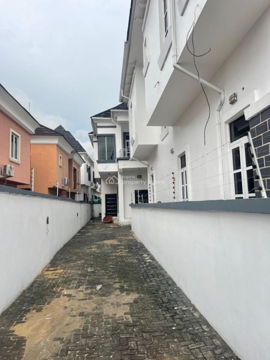 Luxury 4-bedroom Semi-detached Duplex with Excellent Facility, Ikota, Lekki, Lagos, Semi-detached Duplex for Rent