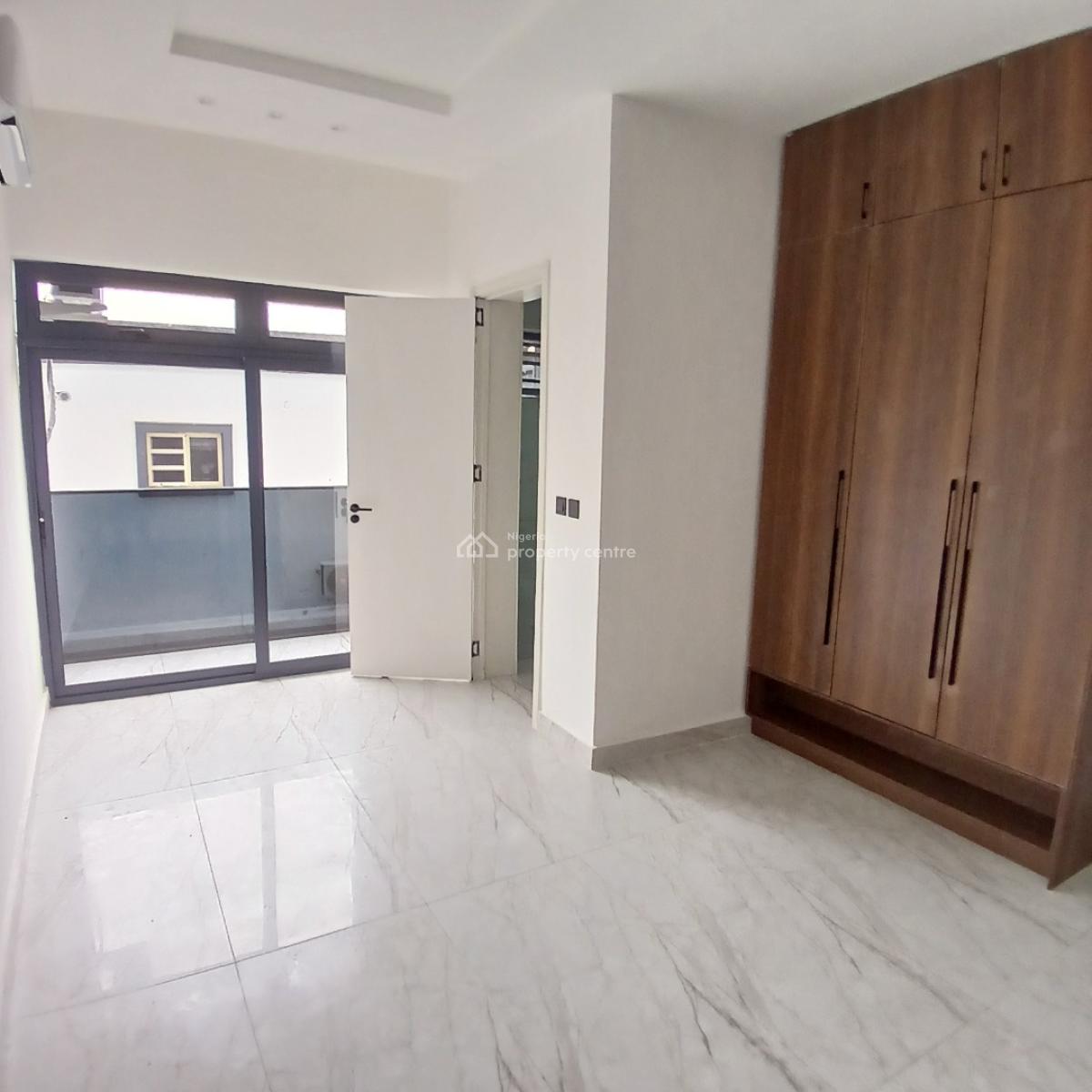 Newly Built 3 Bedroom Maisonette with Swimming Pool,excellent Finish, Lekki Phase 1, Lekki, Lagos, Flat / Apartment for Sale
