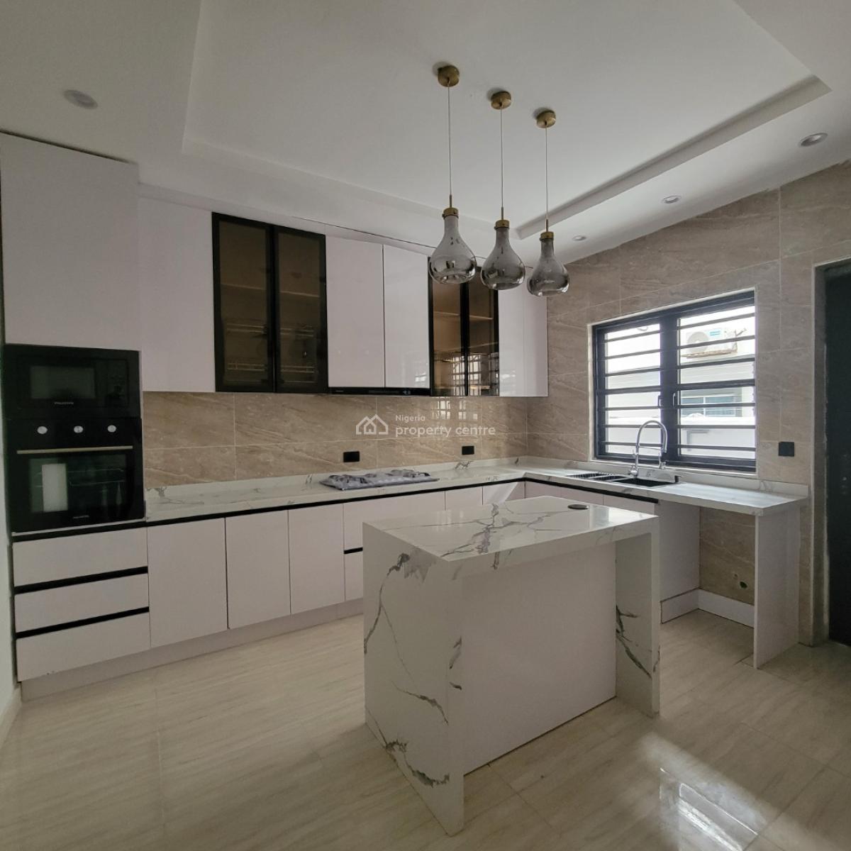 Magnificent 3 Bedroom Maisonette with a Pool,bq, Lekki Phase 1, Lekki, Lagos, House for Sale