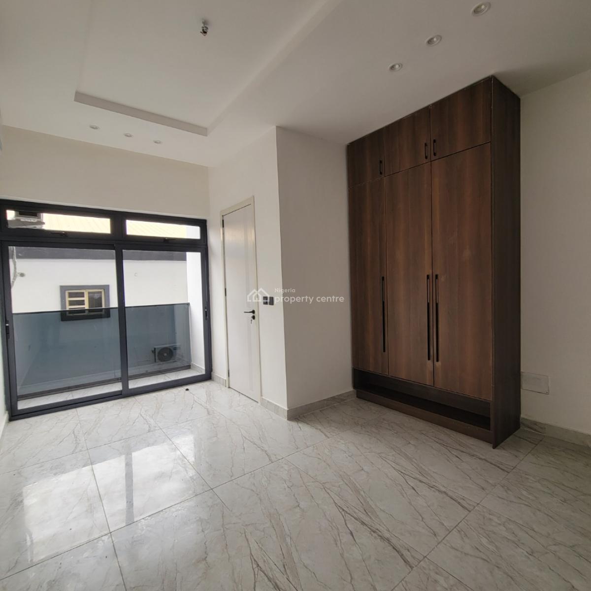 Magnificent 3 Bedroom Maisonette with a Pool,bq, Lekki Phase 1, Lekki, Lagos, House for Sale