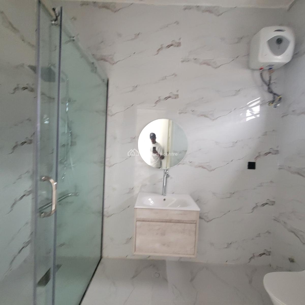 Magnificent 3 Bedroom Maisonette with a Pool,bq, Lekki Phase 1, Lekki, Lagos, House for Sale