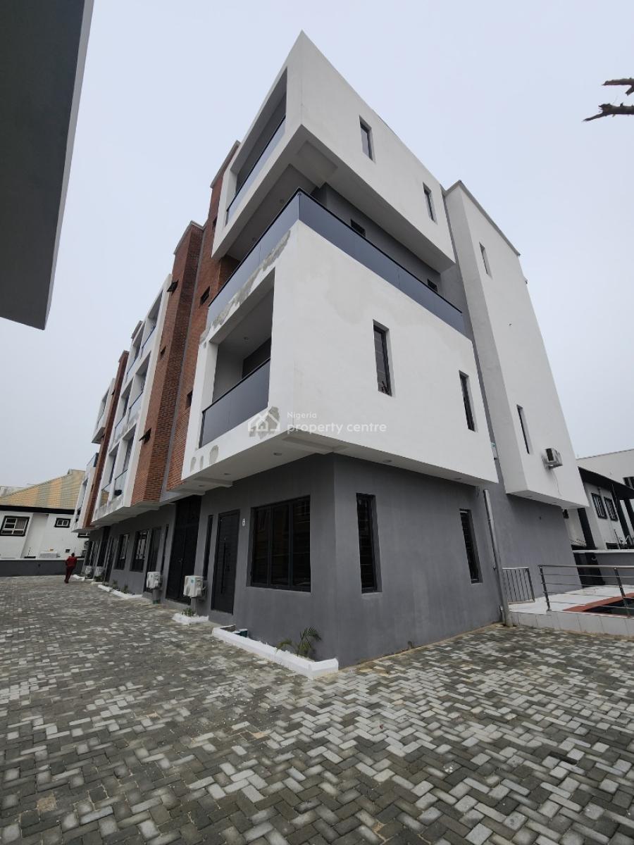 Luxury 3 Bedroom Maisonette + Bq, Swimming Pool in a Secured Estate, Lekki Phase 1, Lekki, Lagos, Flat / Apartment for Sale