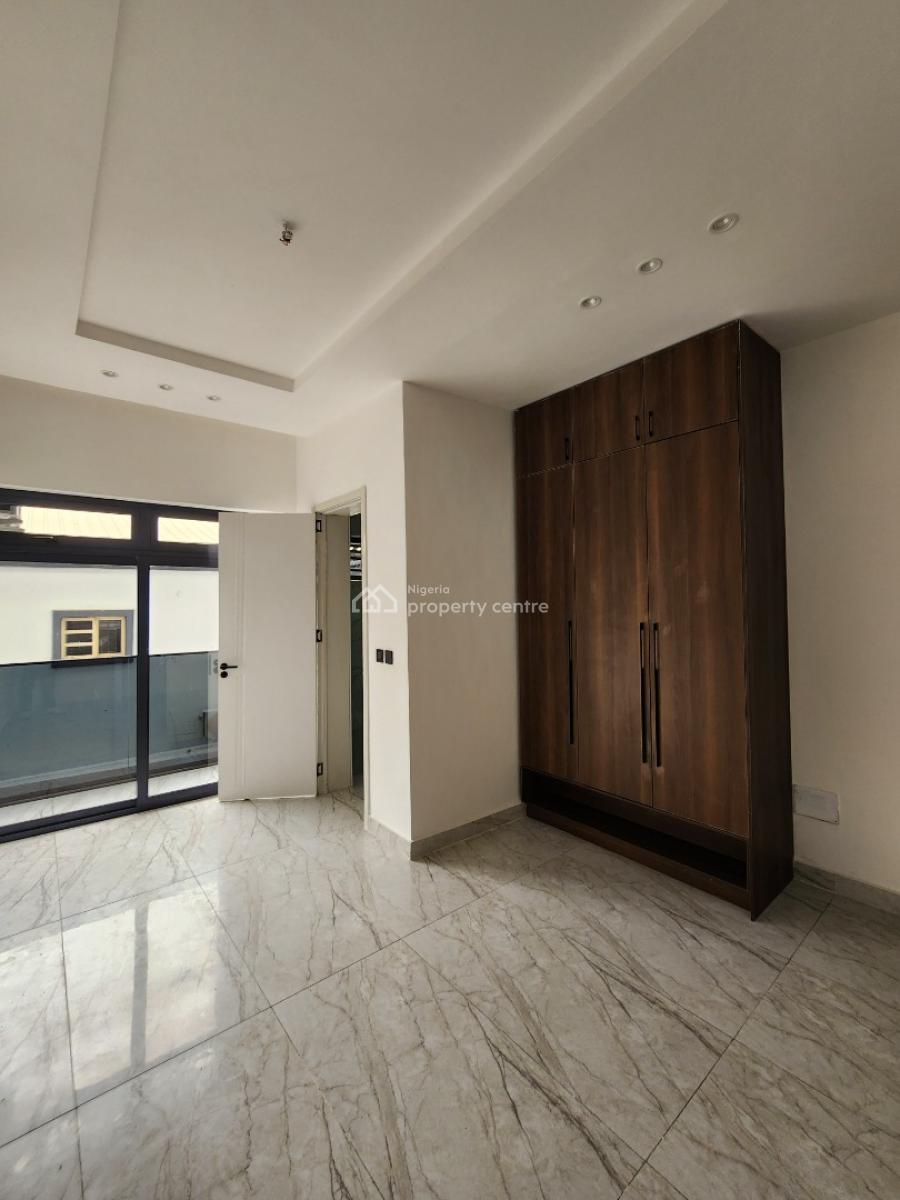 Luxury 3 Bedroom Maisonette + Bq, Swimming Pool in a Secured Estate, Lekki Phase 1, Lekki, Lagos, Flat / Apartment for Sale
