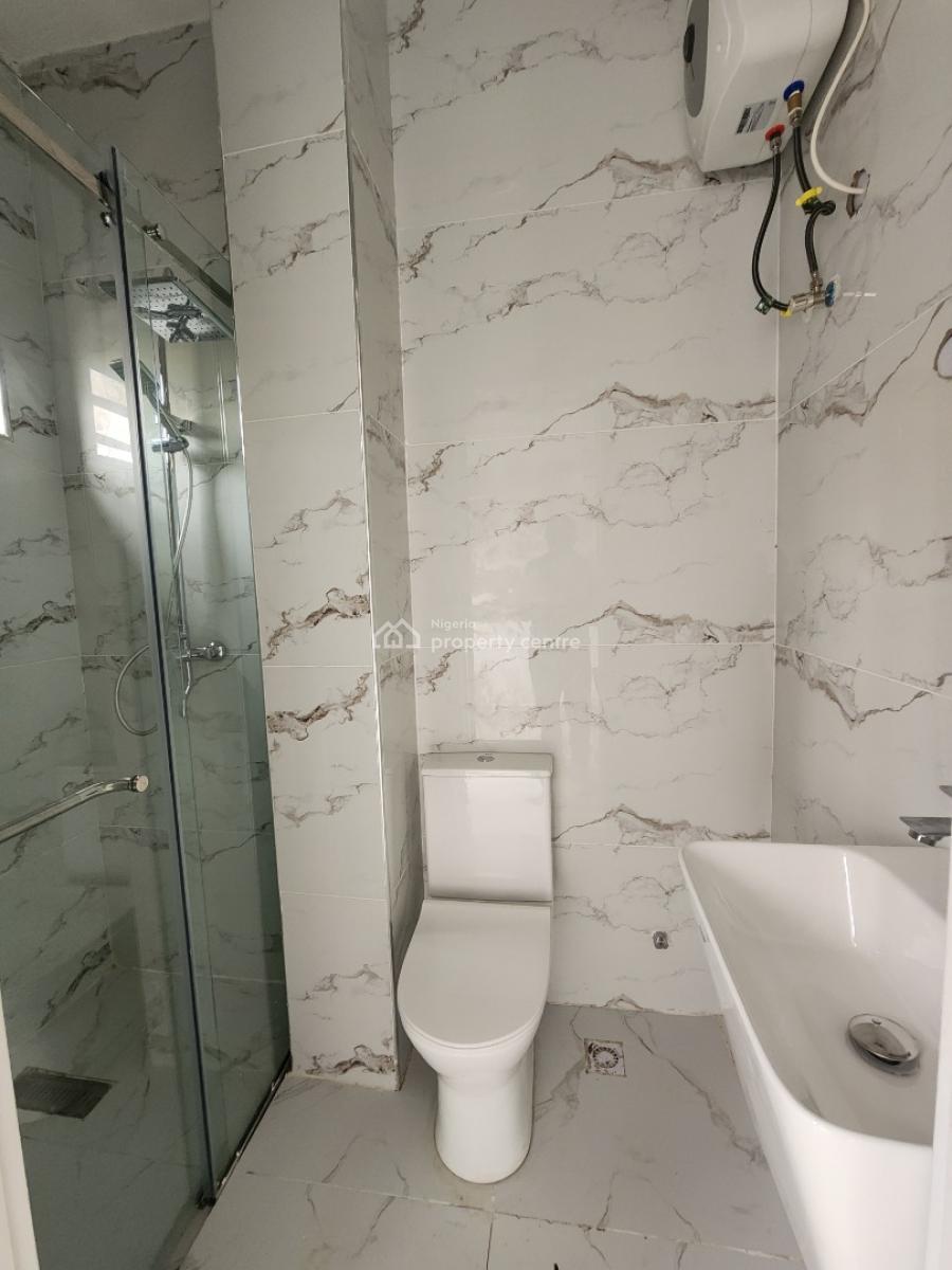 Luxury 3 Bedroom Maisonette + Bq, Swimming Pool in a Secured Estate, Lekki Phase 1, Lekki, Lagos, Flat / Apartment for Sale