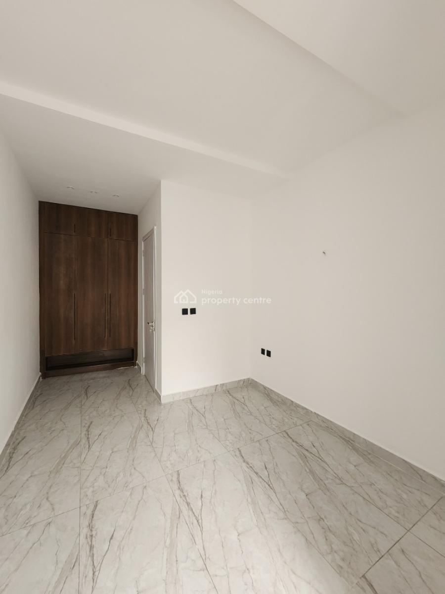 Luxury 3 Bedroom Maisonette + Bq, Swimming Pool in a Secured Estate, Lekki Phase 1, Lekki, Lagos, Flat / Apartment for Sale