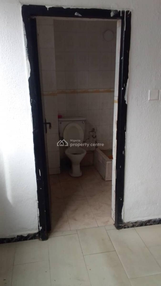 Serviced Spacious 2 Rooms Office Space Upstairs with Balcony, Ahmed Onibudo, Victoria Island (vi), Lagos, Office Space for Rent