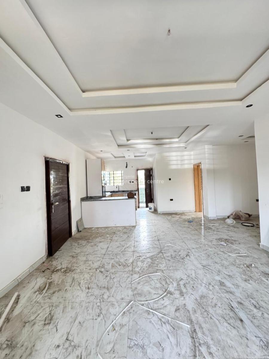 Contemporary Built 2 Bedroom Apartment, Yaba, Lagos, Flat / Apartment for Sale
