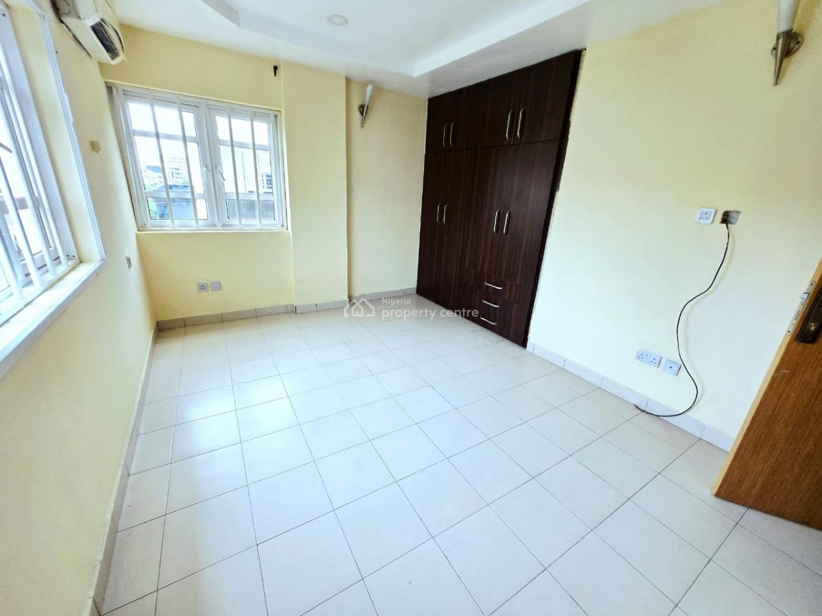 Service 3 Bedroom Apartment, Victoria Island (vi), Lagos, Flat / Apartment for Rent