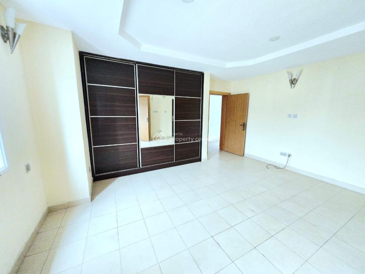 Service 3 Bedroom Apartment, Victoria Island (vi), Lagos, Flat / Apartment for Rent