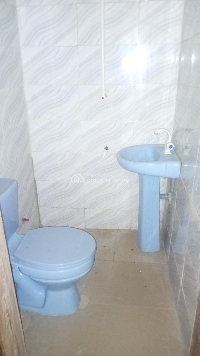 Suitable Spacious Room and Parlour, Greenville Estate, Badore, Ajah, Lagos, Flat / Apartment for Rent