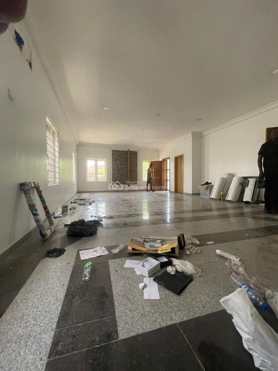 Self Service Standard and Spacious 3 Bedroom Apartment, Lekki Phase 1, Lekki, Lagos, Flat / Apartment for Rent