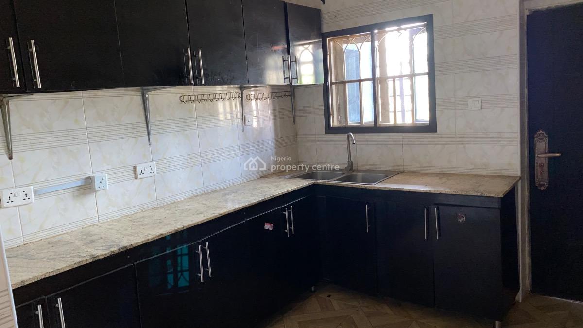 Spacious Three Bedrooms Flat, Mabushi, Abuja, Flat / Apartment for Rent