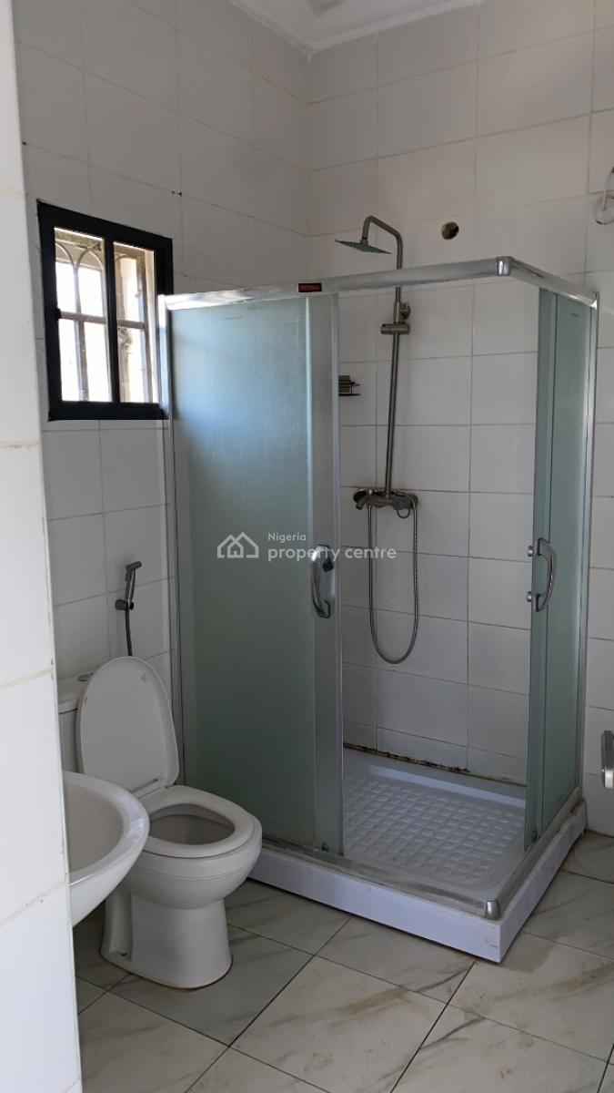 Spacious Three Bedrooms Flat, Mabushi, Abuja, Flat / Apartment for Rent