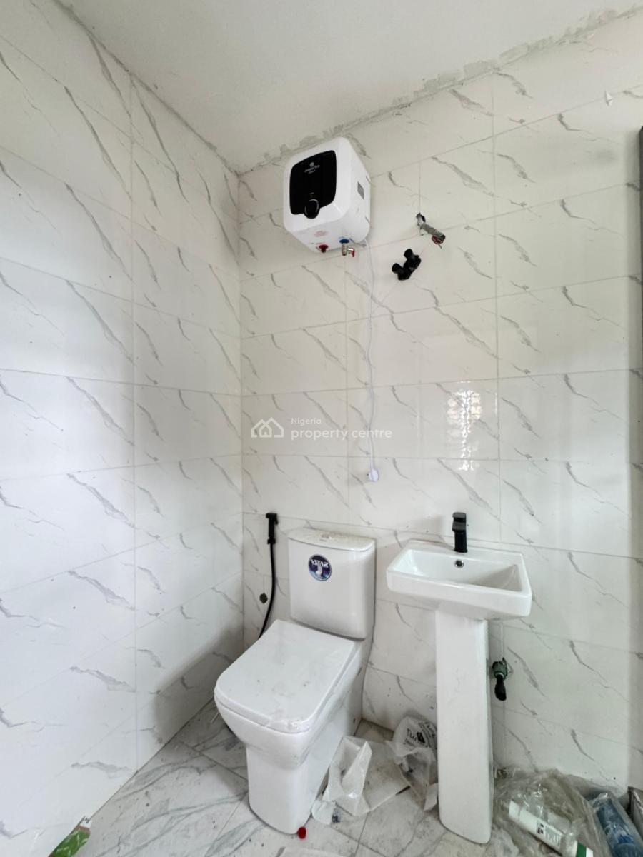 2 Bedroom Flat, Surulere, Lagos, Flat / Apartment for Sale