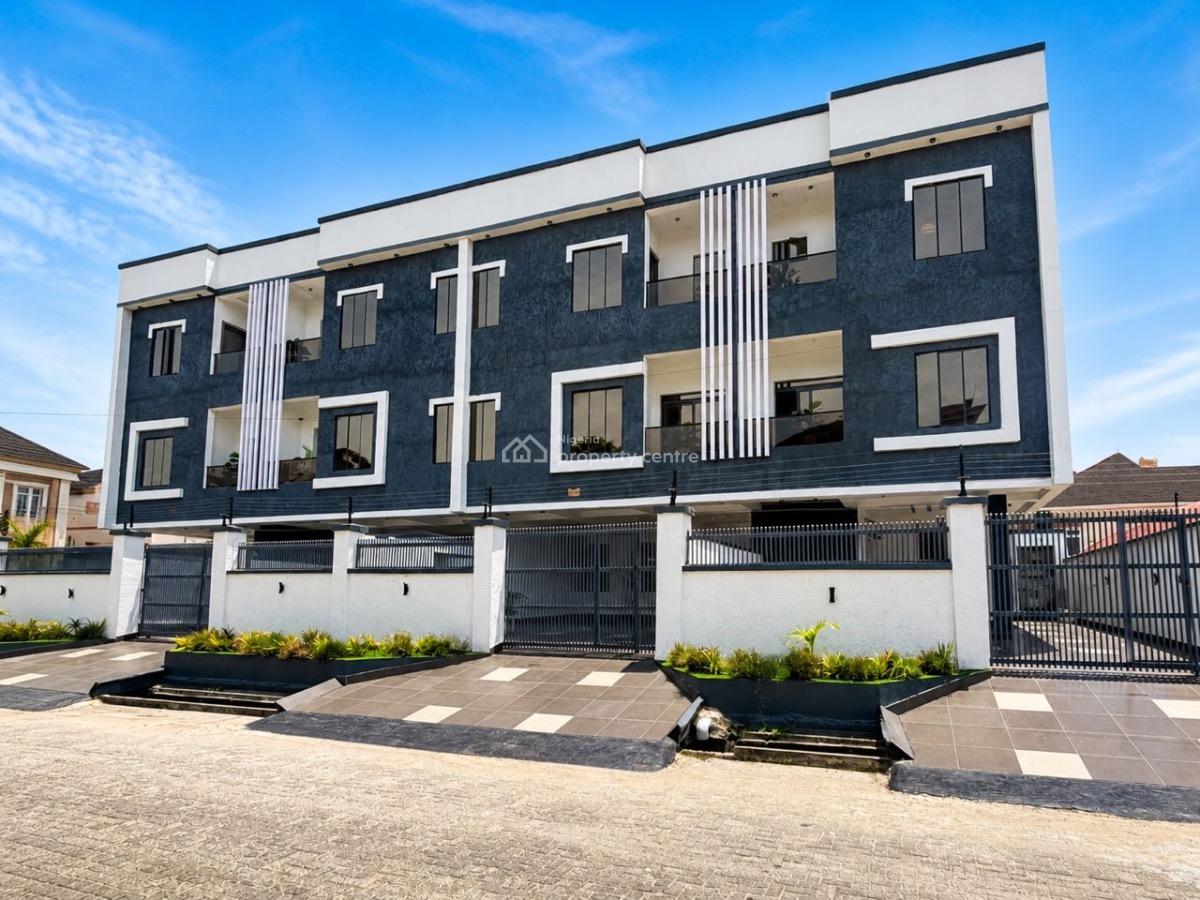 Beautiful 4 Bedroom Terrace Duplex, Admilty Way, Lekki Phase 1, Lekki, Lagos, Terraced Duplex for Sale