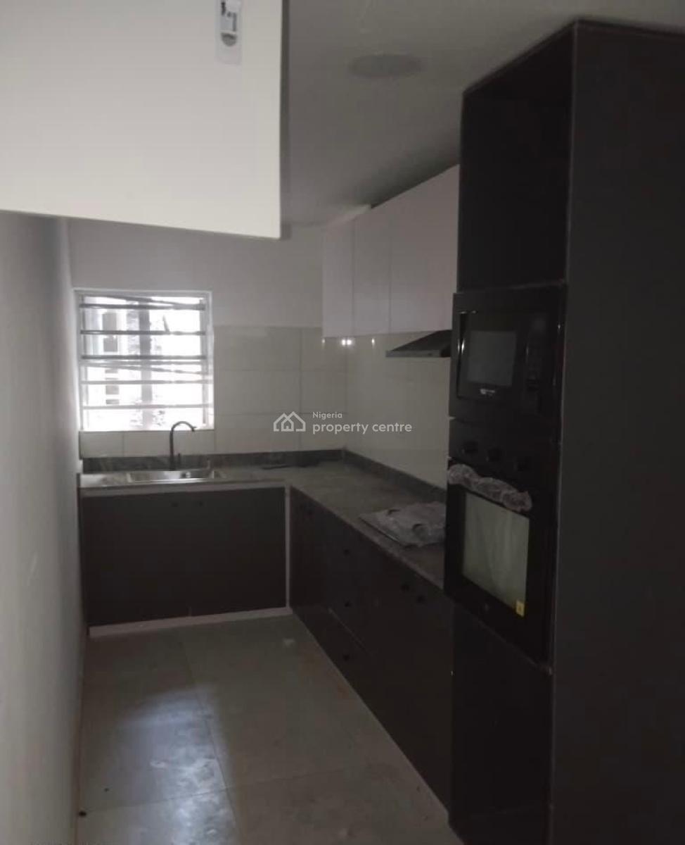 2 Bedroom Apartment, Lekki Phase 1, Lekki, Lagos, Flat / Apartment for Rent