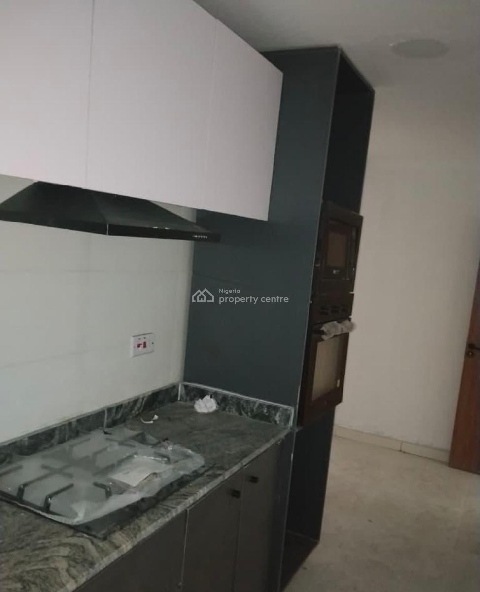 2 Bedroom Apartment, Lekki Phase 1, Lekki, Lagos, Flat / Apartment for Rent
