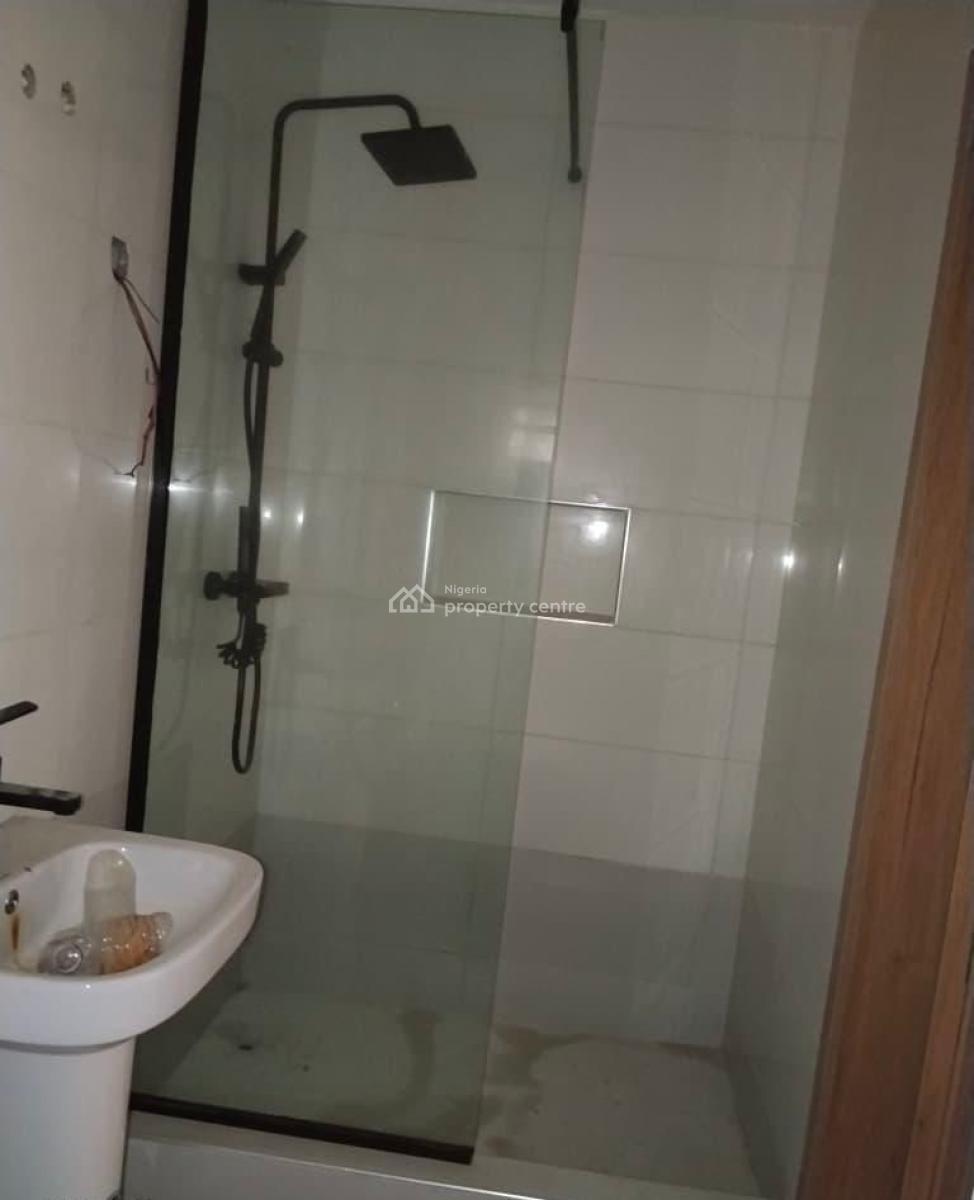 2 Bedroom Apartment, Lekki Phase 1, Lekki, Lagos, Flat / Apartment for Rent