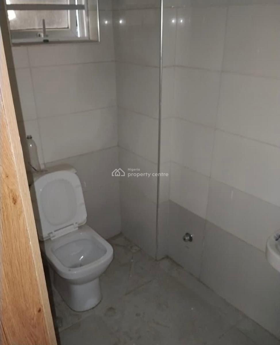 2 Bedroom Apartment, Lekki Phase 1, Lekki, Lagos, Flat / Apartment for Rent