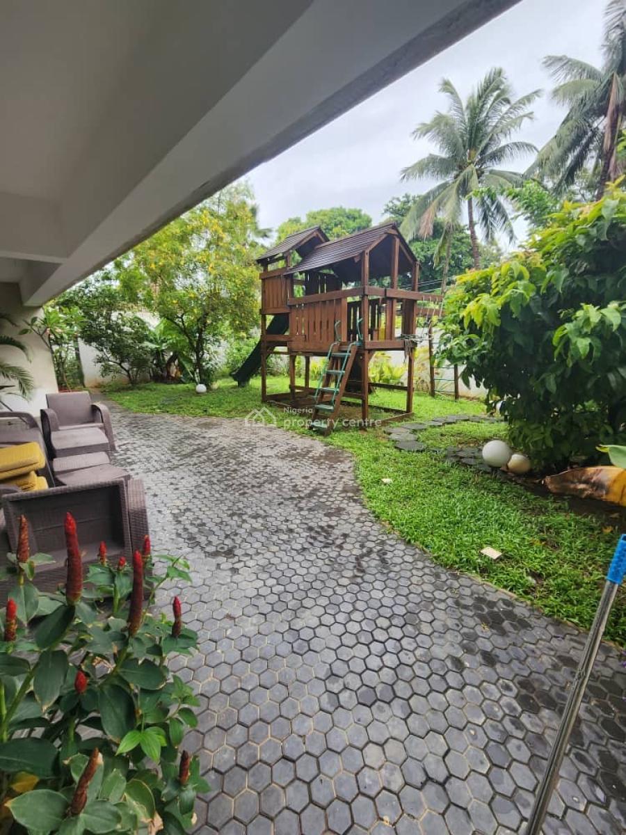 Well Maintained 3 Bedrooms Apartments with Gym and Playground, Old Ikoyi, Ikoyi, Lagos, Flat / Apartment for Rent