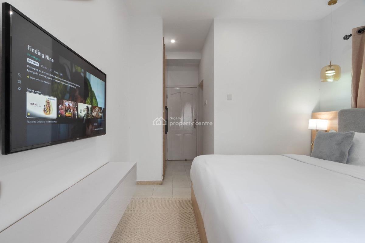 Luxury 4 Bedroom Flat, Lekki Phase 1, Lekki, Lagos, Flat / Apartment for Rent