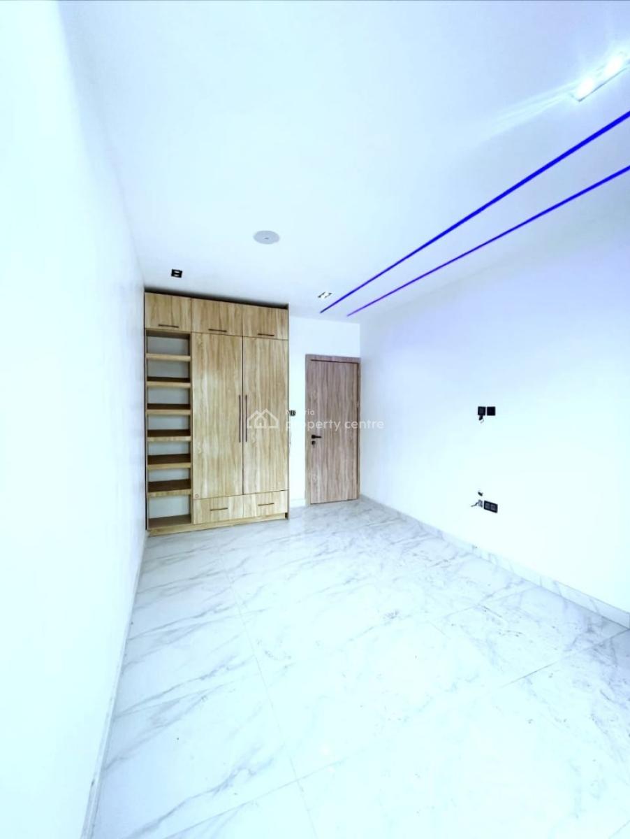 2-bedroom Serviced Apartment, Lekki Phase 1, Lekki, Lagos, Flat / Apartment for Sale