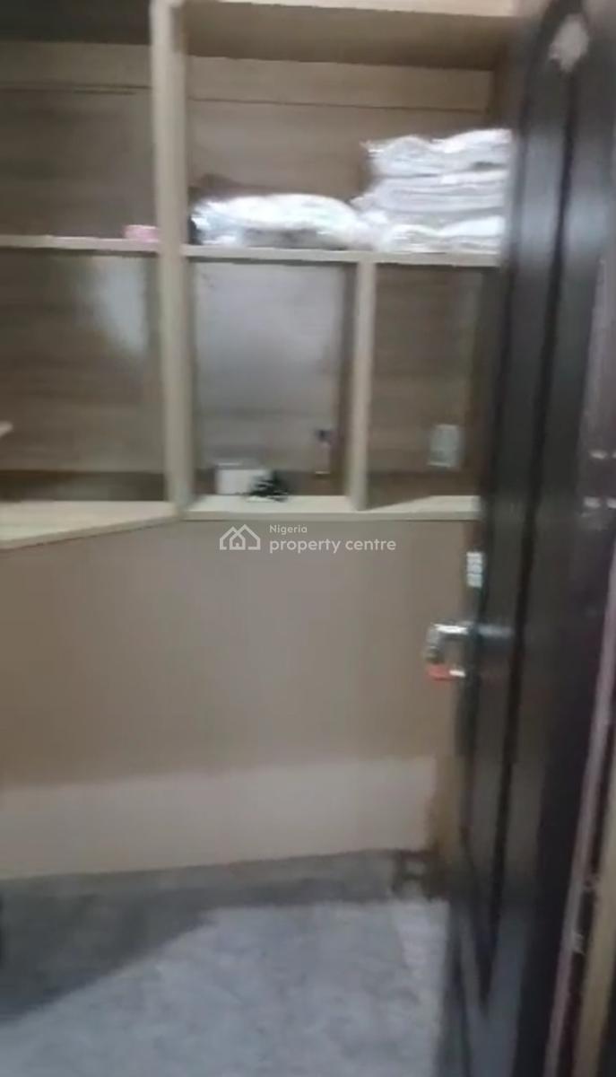 Luxury  Fully Furnished 3bedroom Flat,tarred Rd, By Vio(tarred Rd, Mabushi, Abuja, Flat / Apartment for Rent