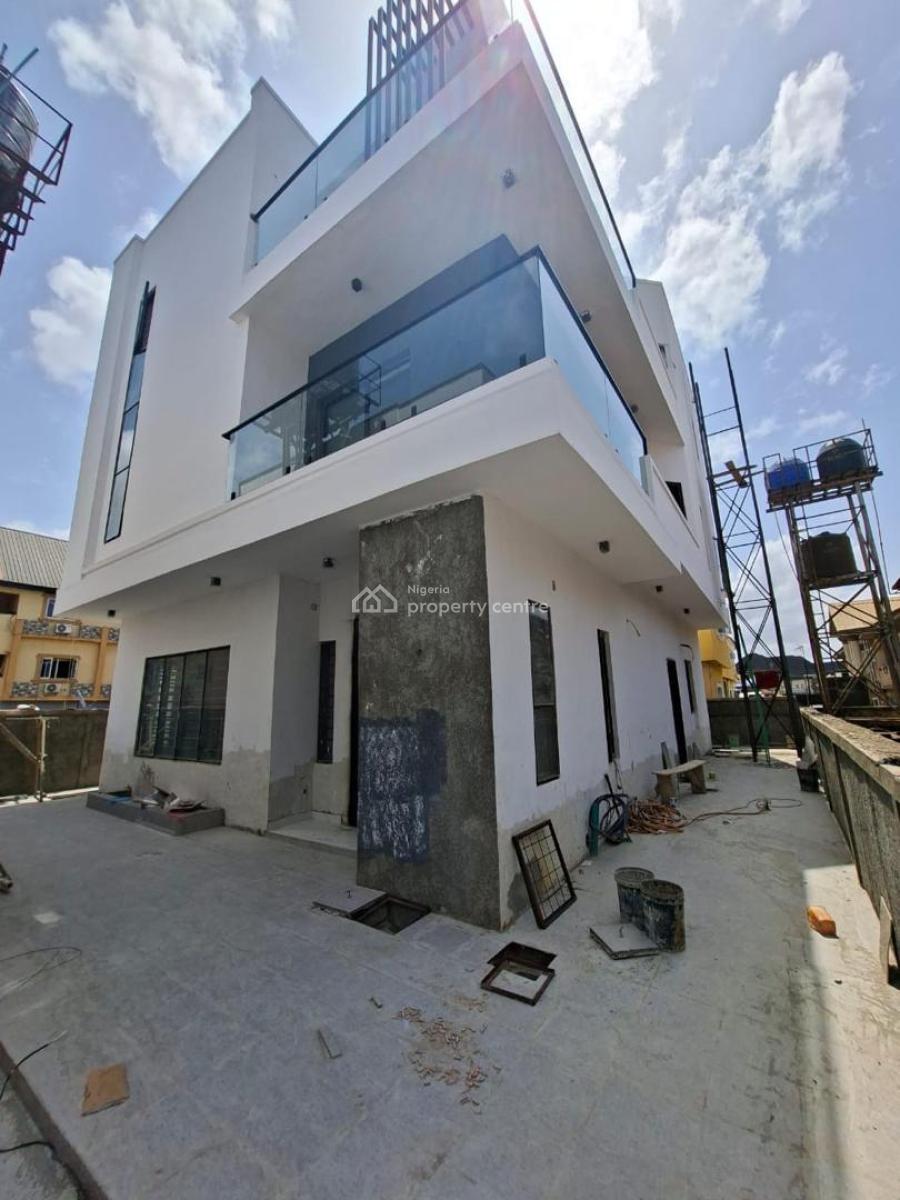 a Luxurious 5bedroom Duplex, Green Field Estate, Okota, Isolo, Lagos, House for Sale