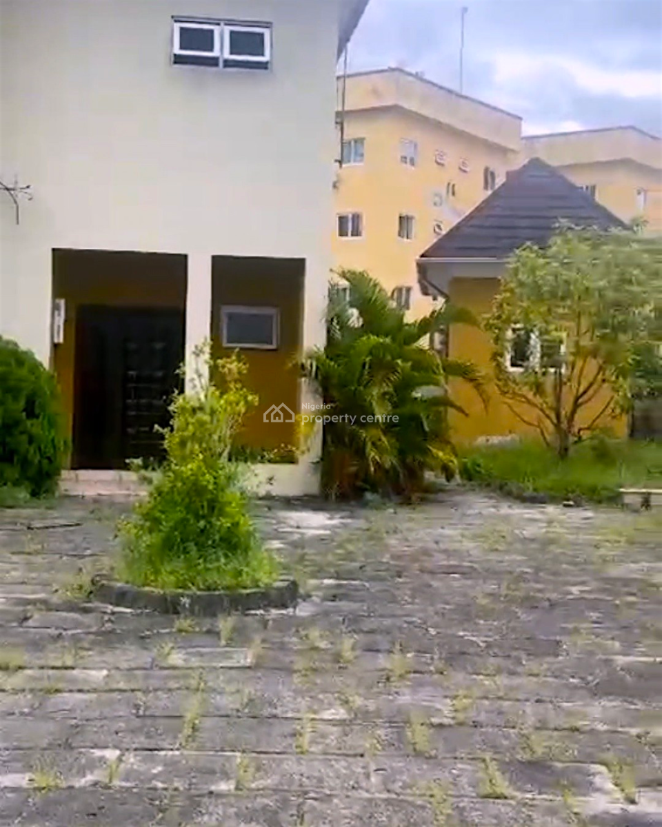 Spacious 4 Bedroom Duplex with 1 Room Bq, Golf Estate, Peter Odili Road, Trans Amadi, Port Harcourt, Rivers, Detached Duplex for Rent