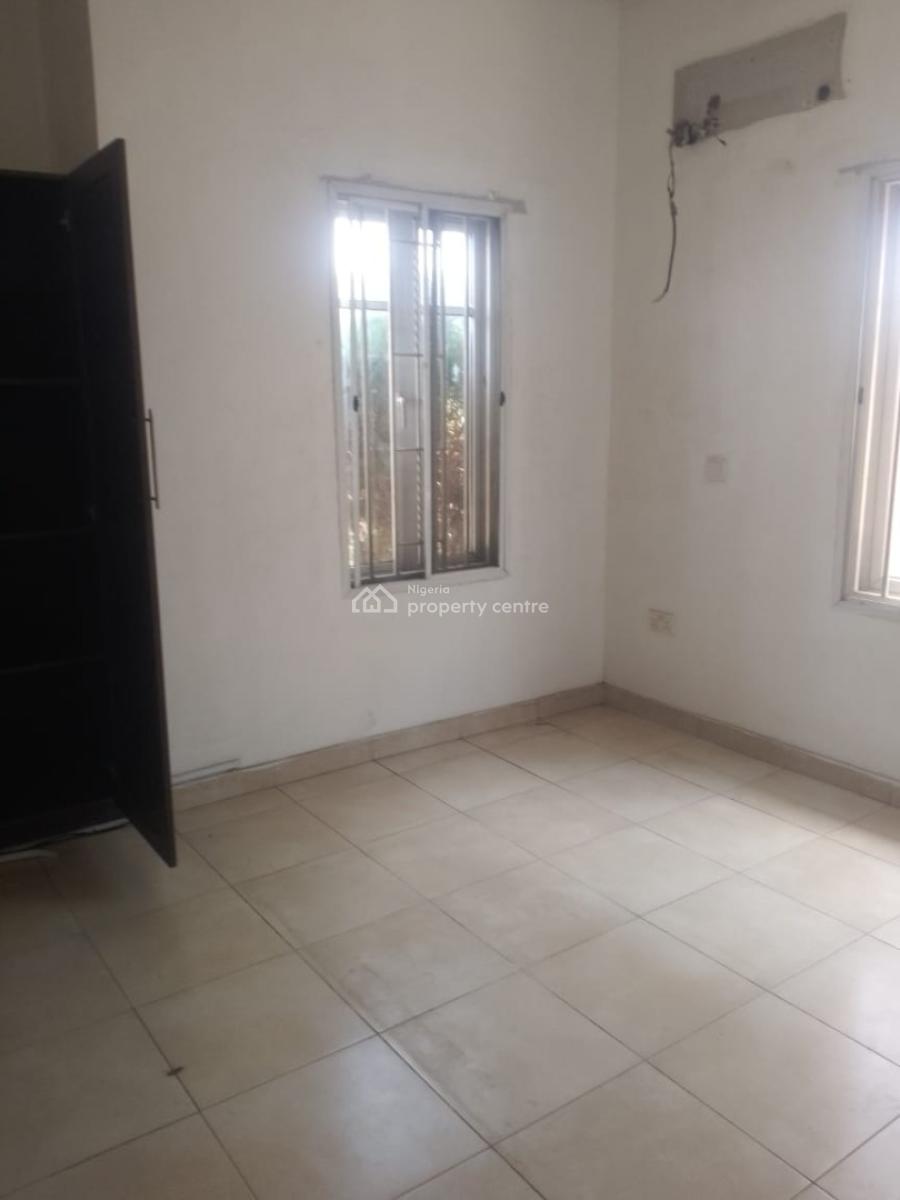 Luxury 2 Bedroom Apartment with Good Facilities, Off Admiralty Way, Lekki Phase 1, Lekki, Lagos, Flat / Apartment for Rent