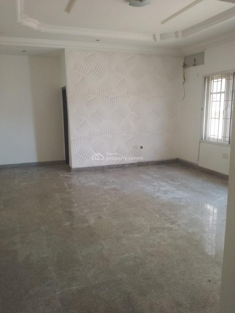 Luxury 2 Bedroom Apartment with Good Facilities, Off Admiralty Way, Lekki Phase 1, Lekki, Lagos, Flat / Apartment for Rent