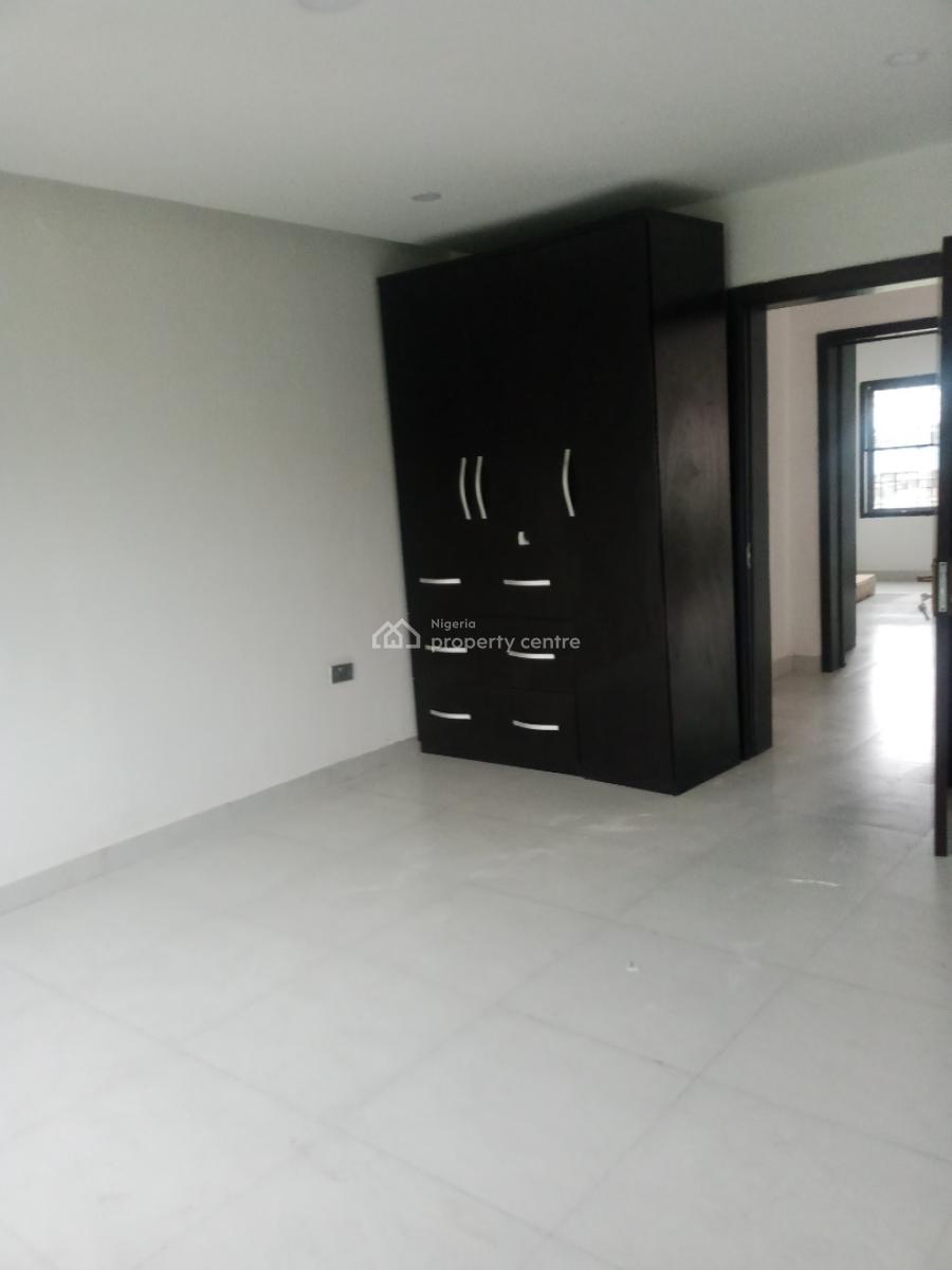 Luxury 3 Bedroom Flat Tastefully Built and with Good Road., Secured Estate, Ajah, Lagos, Flat / Apartment for Rent