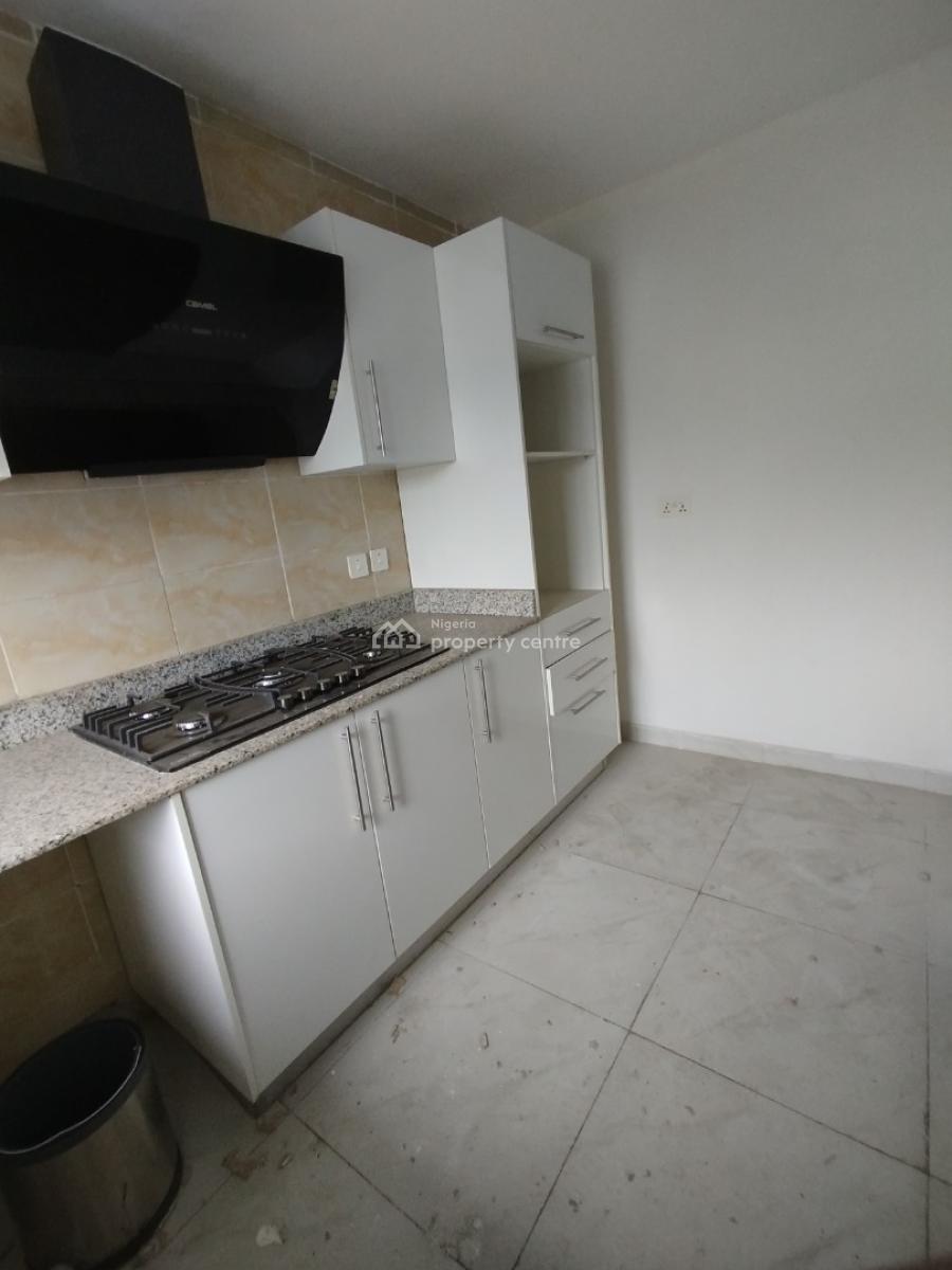 2  Bedroom Apartment, Alausa, Ikeja, Lagos, Block of Flats for Sale