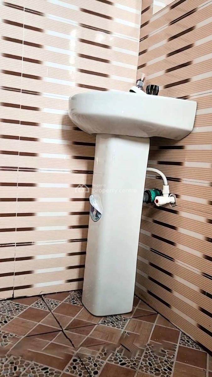 Finely Furnished and Well Serviced Luxury 2 Bedroom Apartment, Ago Palace, Amuwo Odofin, Lagos, Flat / Apartment Short Let