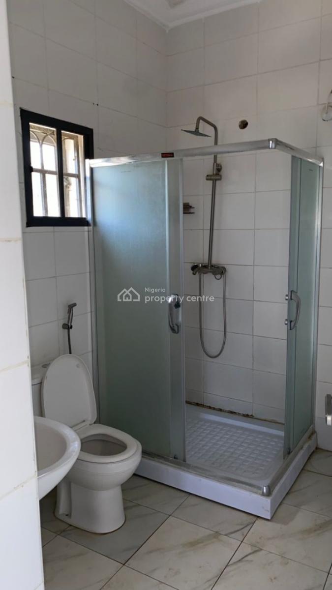Clean and Spacious 3 Bedroom Apartment and Bq, Mabushi, Abuja, Flat / Apartment for Rent