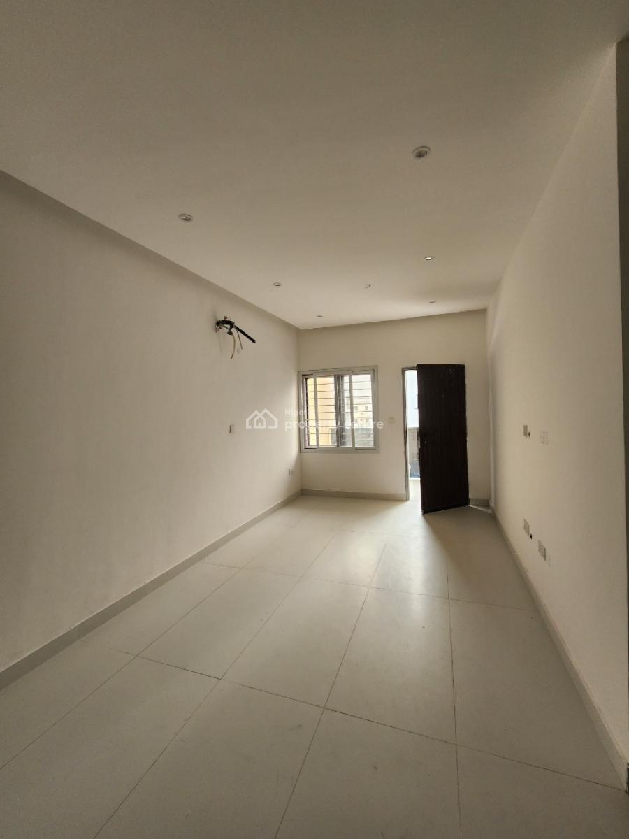 Lovely 4 Bedroom Terrace Duplex + Bq in a Secured Estate, Chevron Toll Gate, Lekki Conservation, Lekki, Lagos, Terraced Duplex for Sale