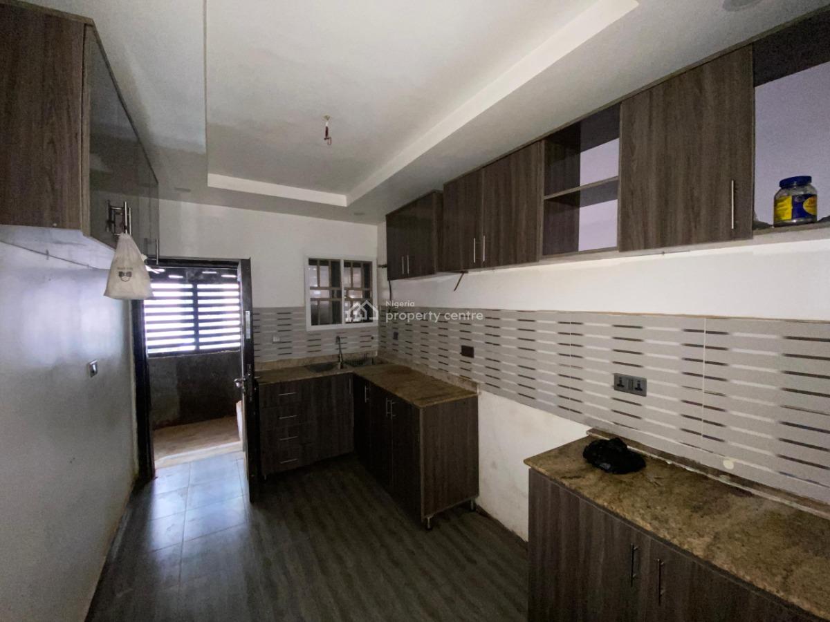 Lovely 3 Bedroom Apartment, Ochacho Estate, Life Camp, Abuja, Flat / Apartment for Rent