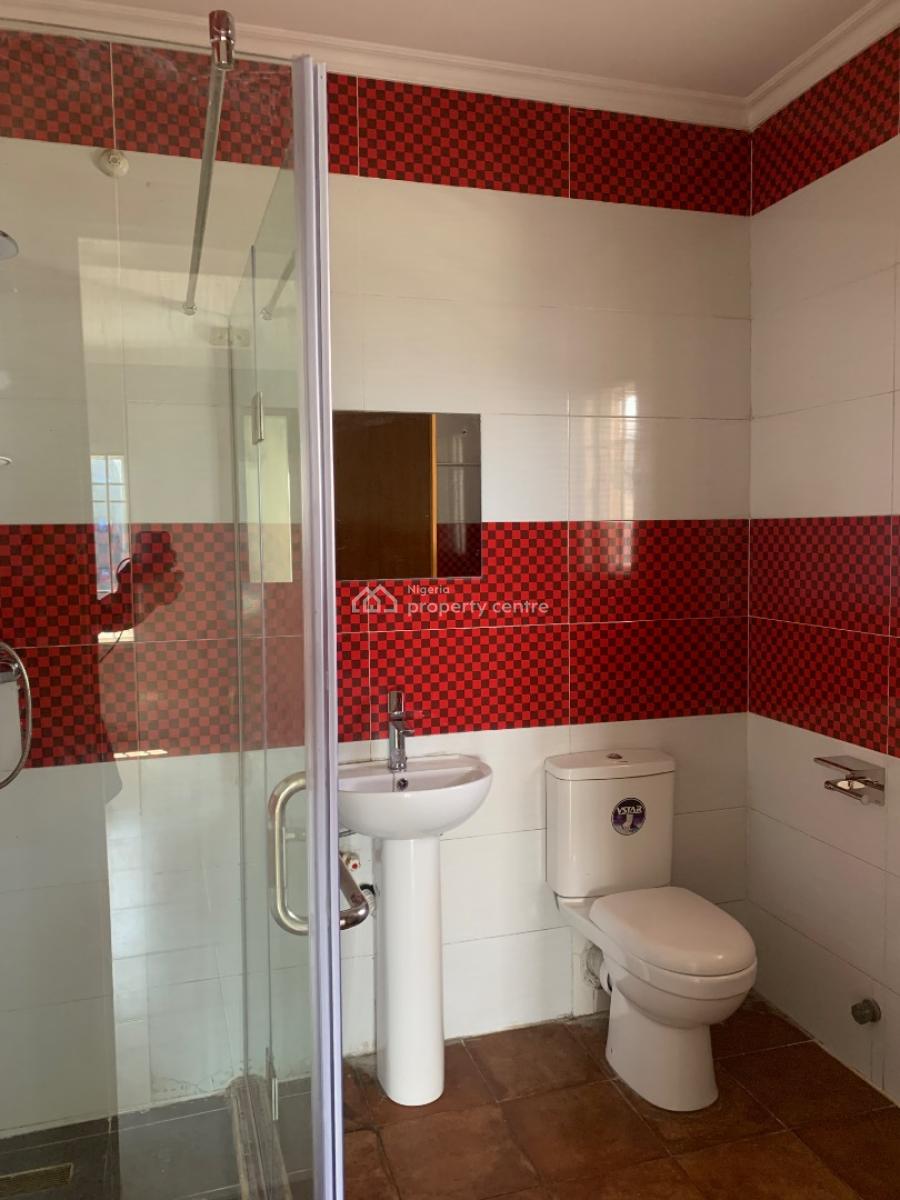 Luxurious 3bedroom Apartment with a Bq in a Gated Estate, Lekki, Lekki Phase 1, Lekki, Lagos, Flat / Apartment for Rent