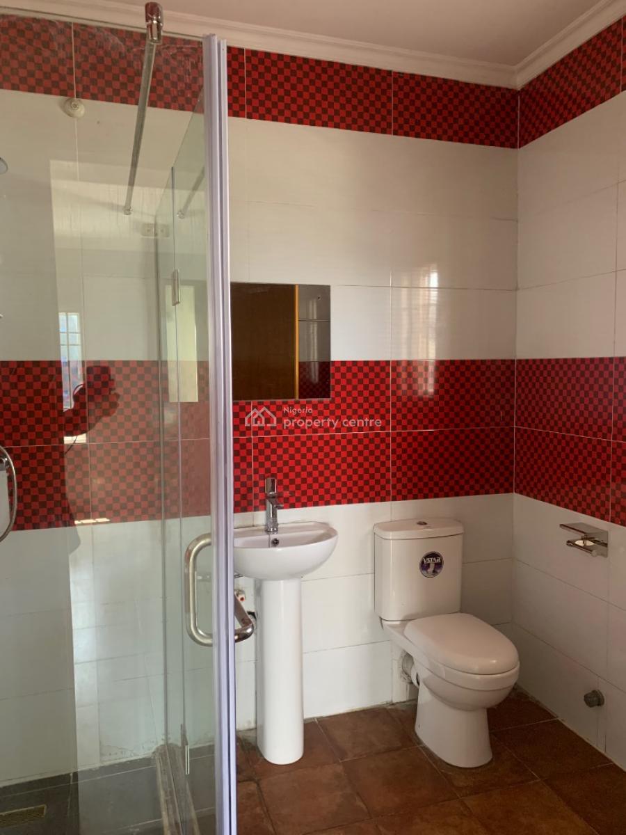 Luxurious 3bedroom Apartment with a Bq in a Gated Estate, Lekki, Lekki Phase 1, Lekki, Lagos, Flat / Apartment for Rent
